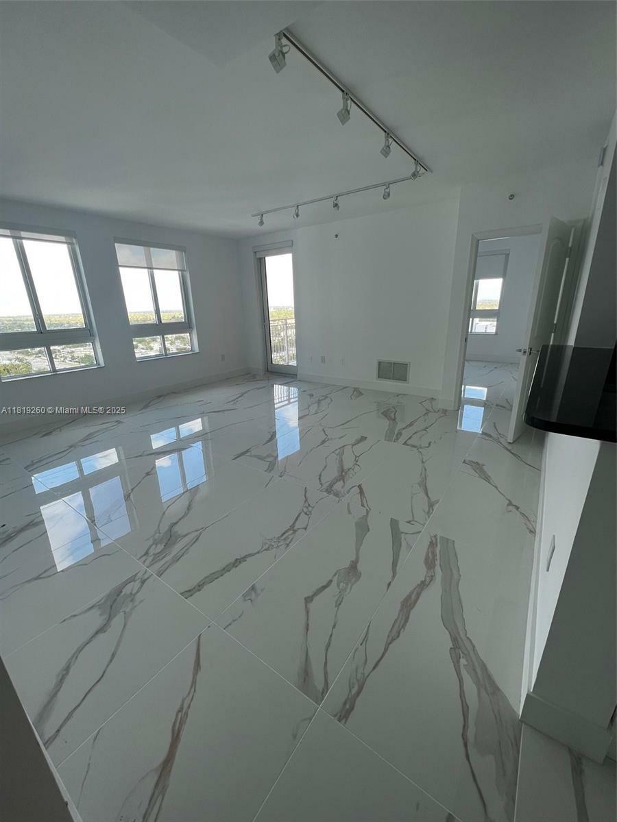 7350 SW 89th St 2011S  Miami FL 33156 photo