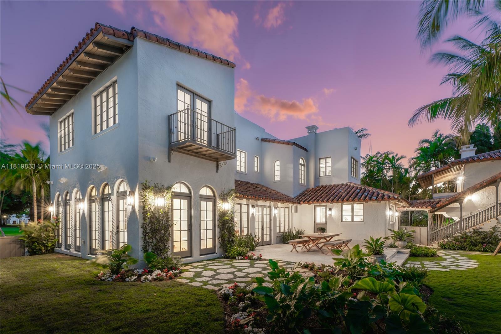 Property Photo: 1225 N Greenway Dr FL 33134