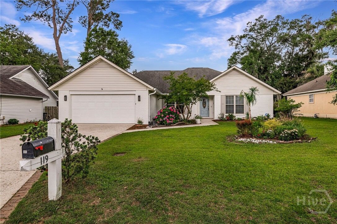 Property Photo: 119 Palmetto Bay Road GA 31410