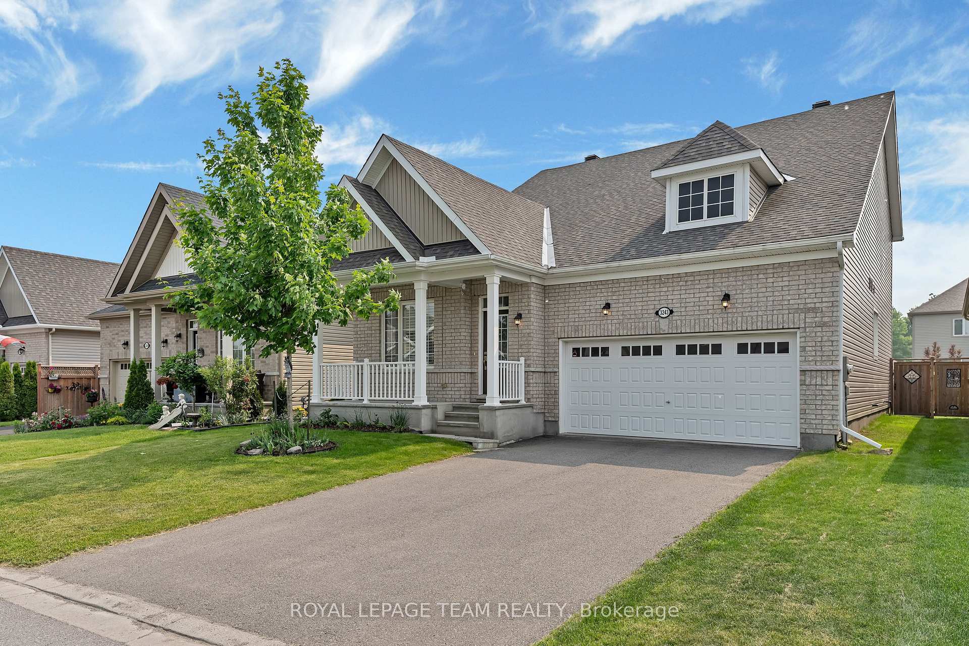 Property Photo: 3243 Harvester Crescent ON K0G 1J0