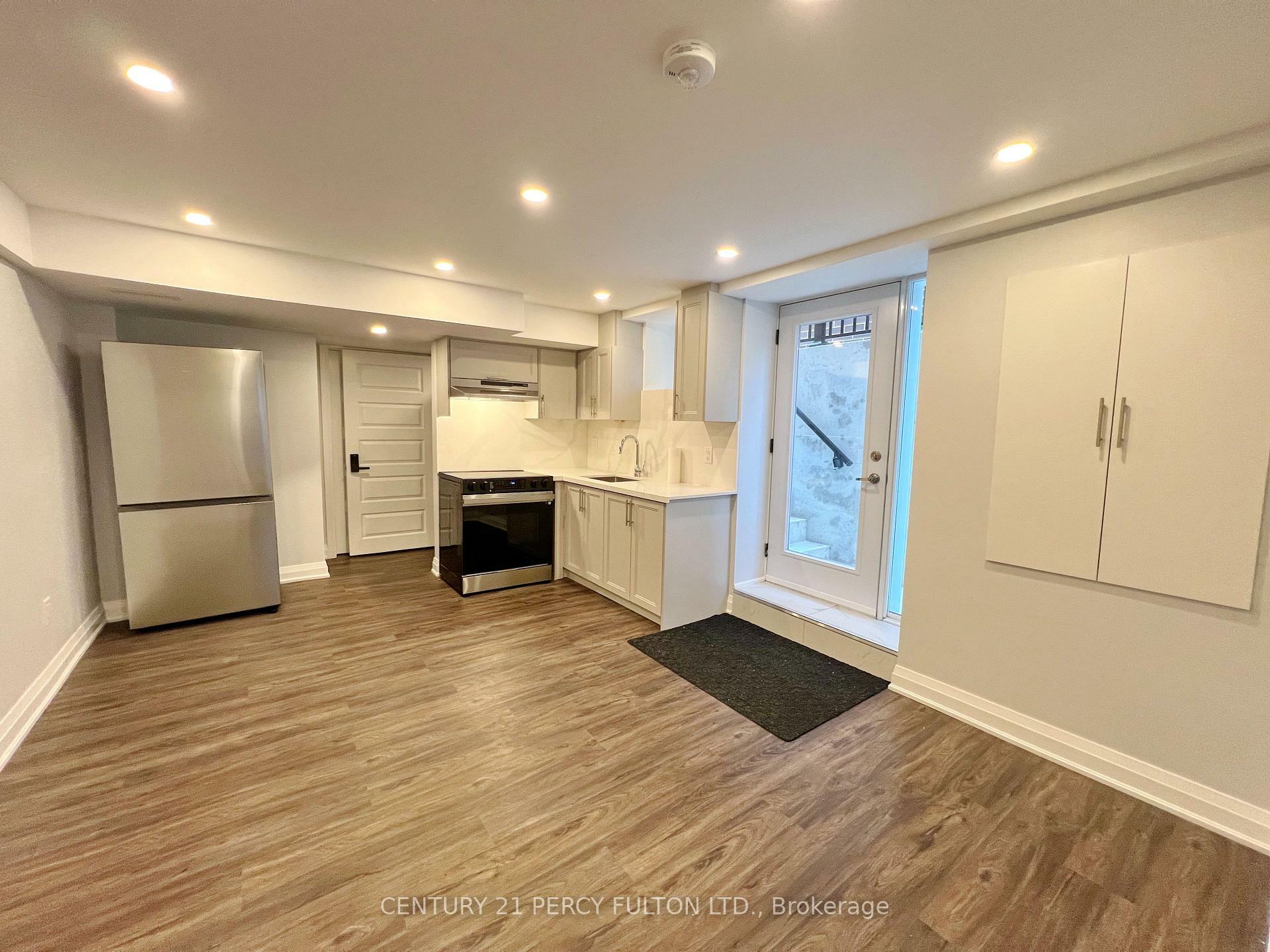 Property Photo:  79 Barkerville Drive  ON L1P 0L8 