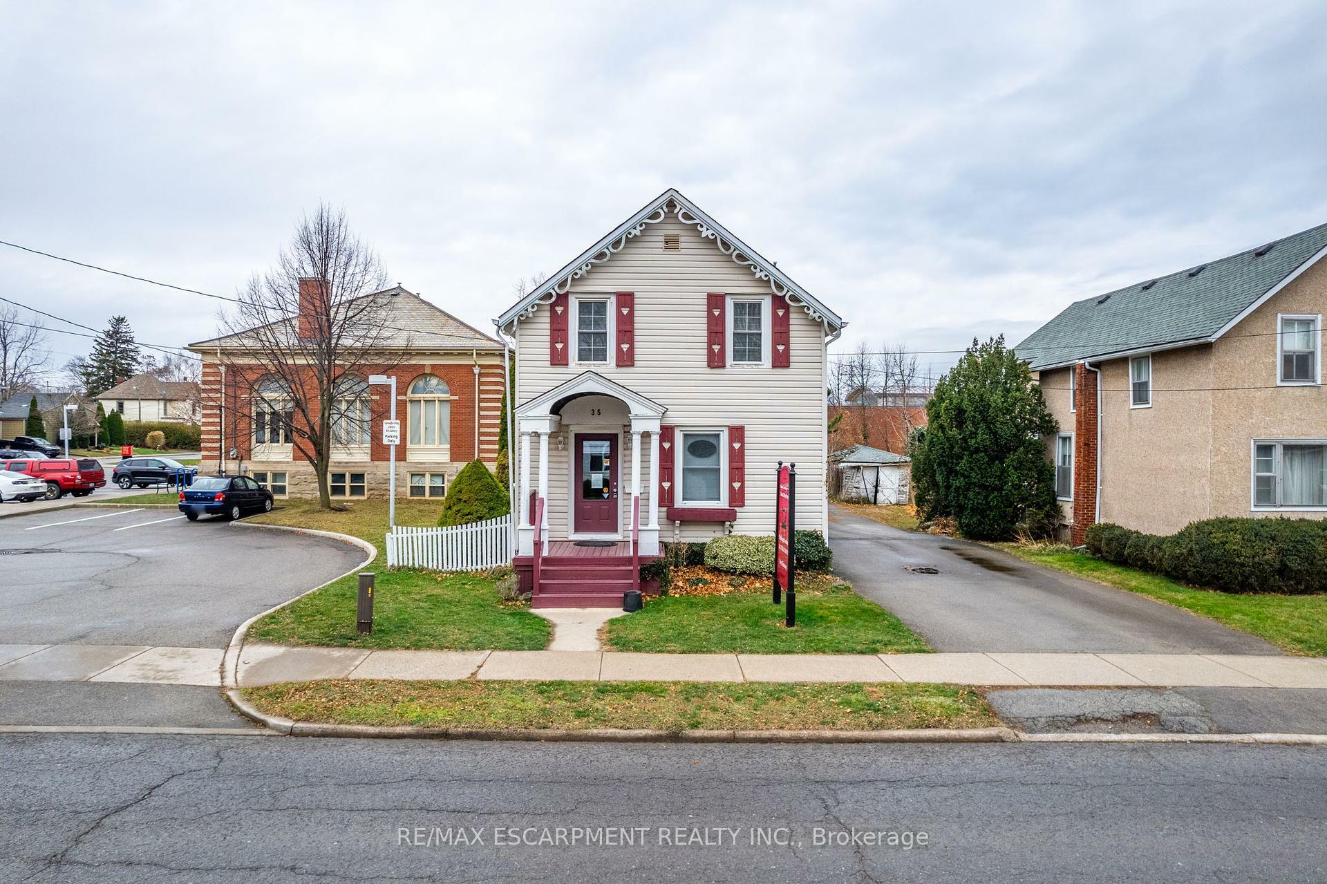 Property Photo: 35 Ontario Street ON L3M 3H2