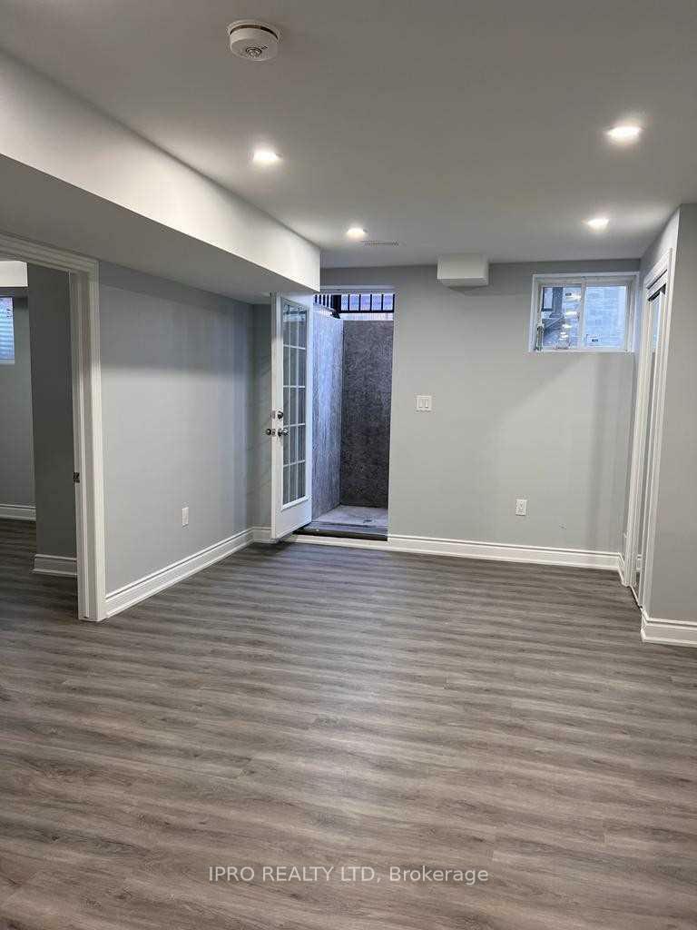Property Photo: 90 Dolobram Trail Lower ON L7A 4Y4