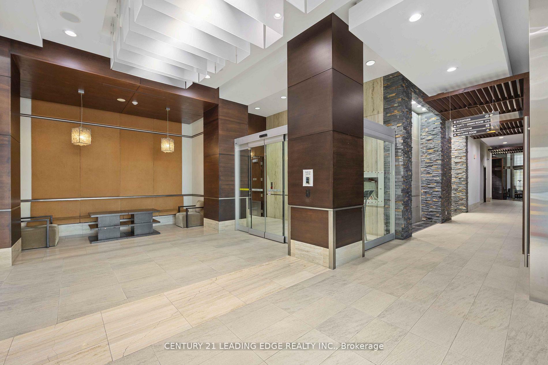 330 Burnhamthorpe Road W 1506  Mississauga ON L5B 0E1 photo