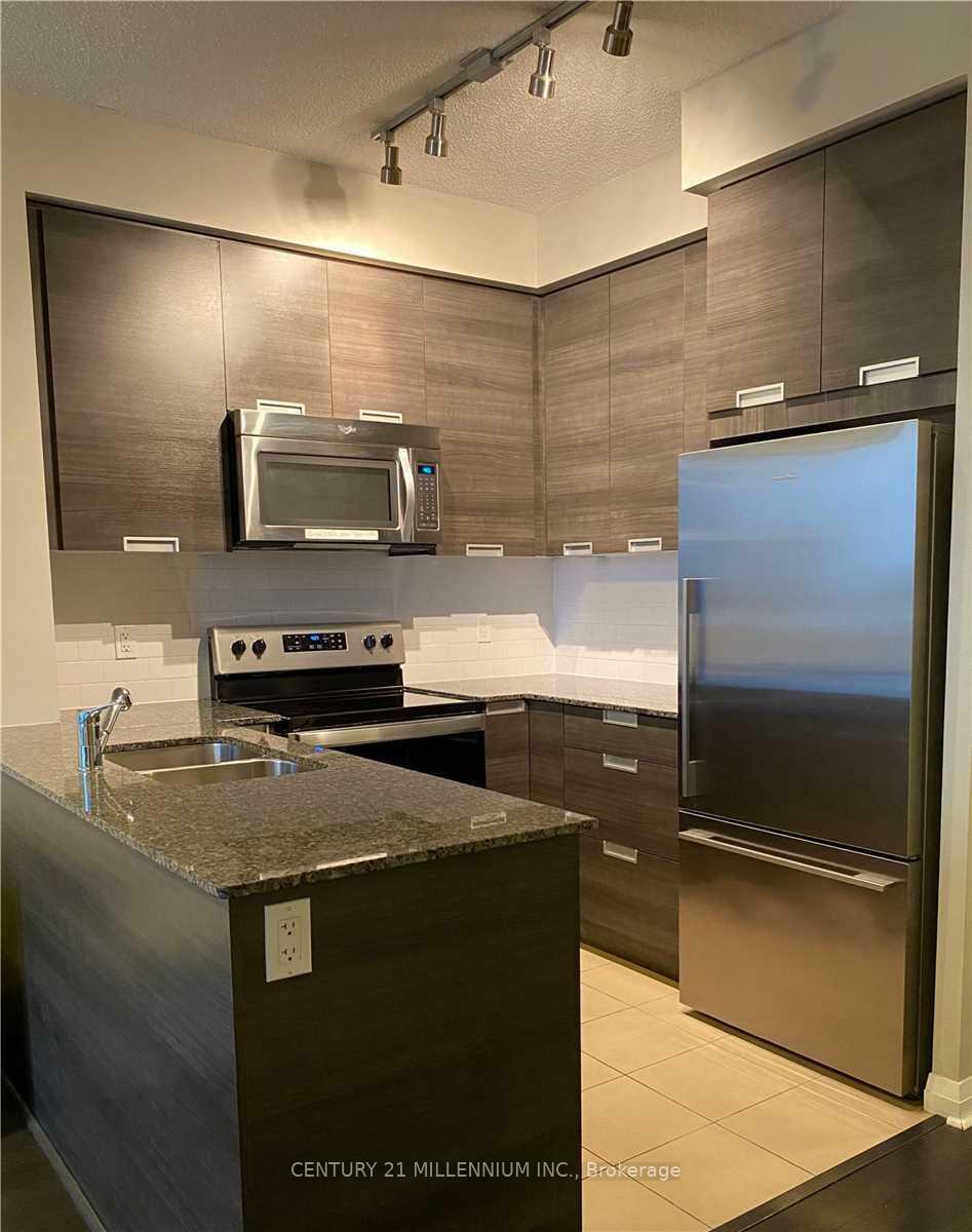 Property Photo: 55 Eglinton Avenue W 905 ON L5R 3P5