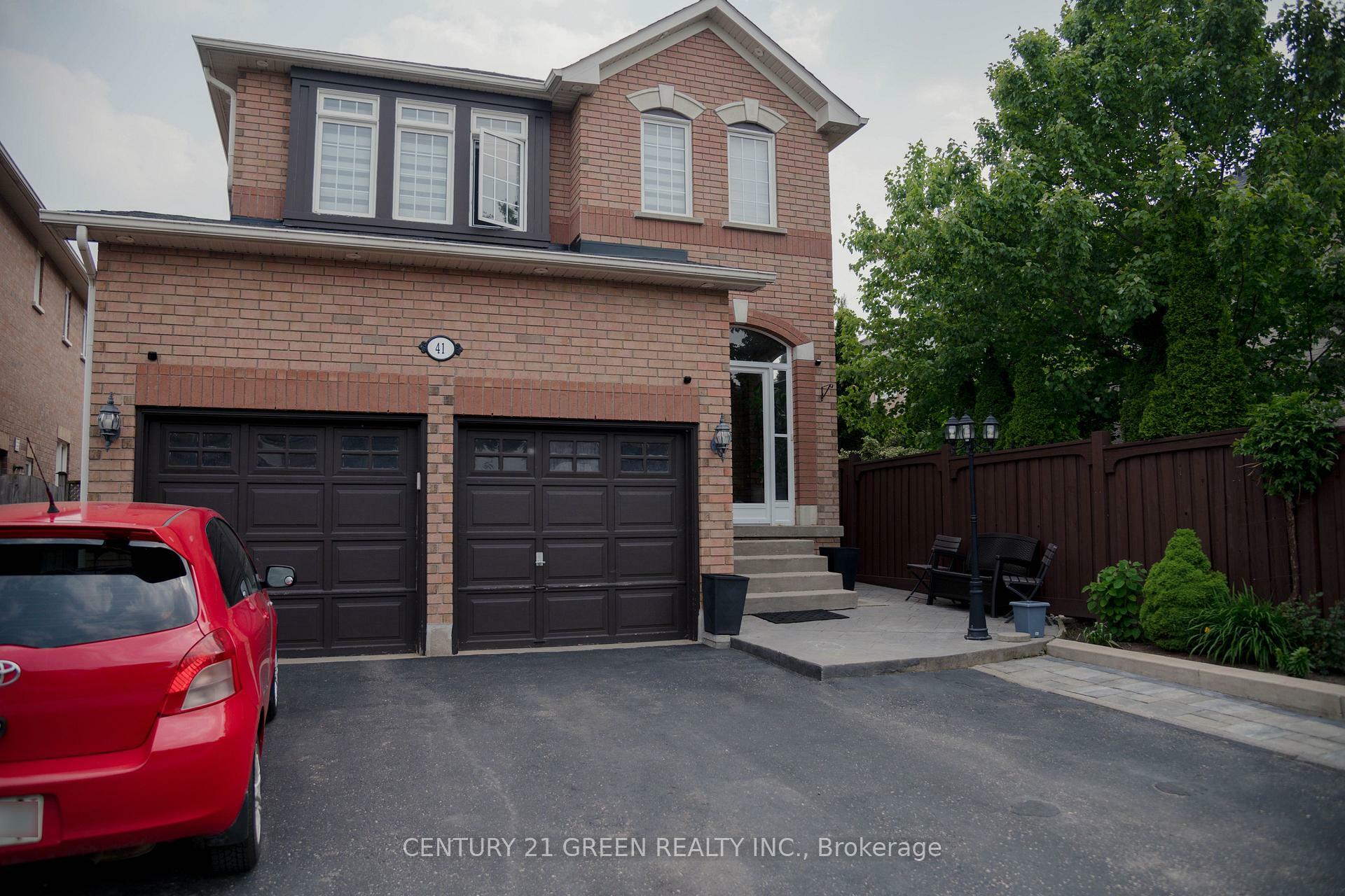 Photo de la propriété:  41 Sequoia Road  ON L4H 1W6 