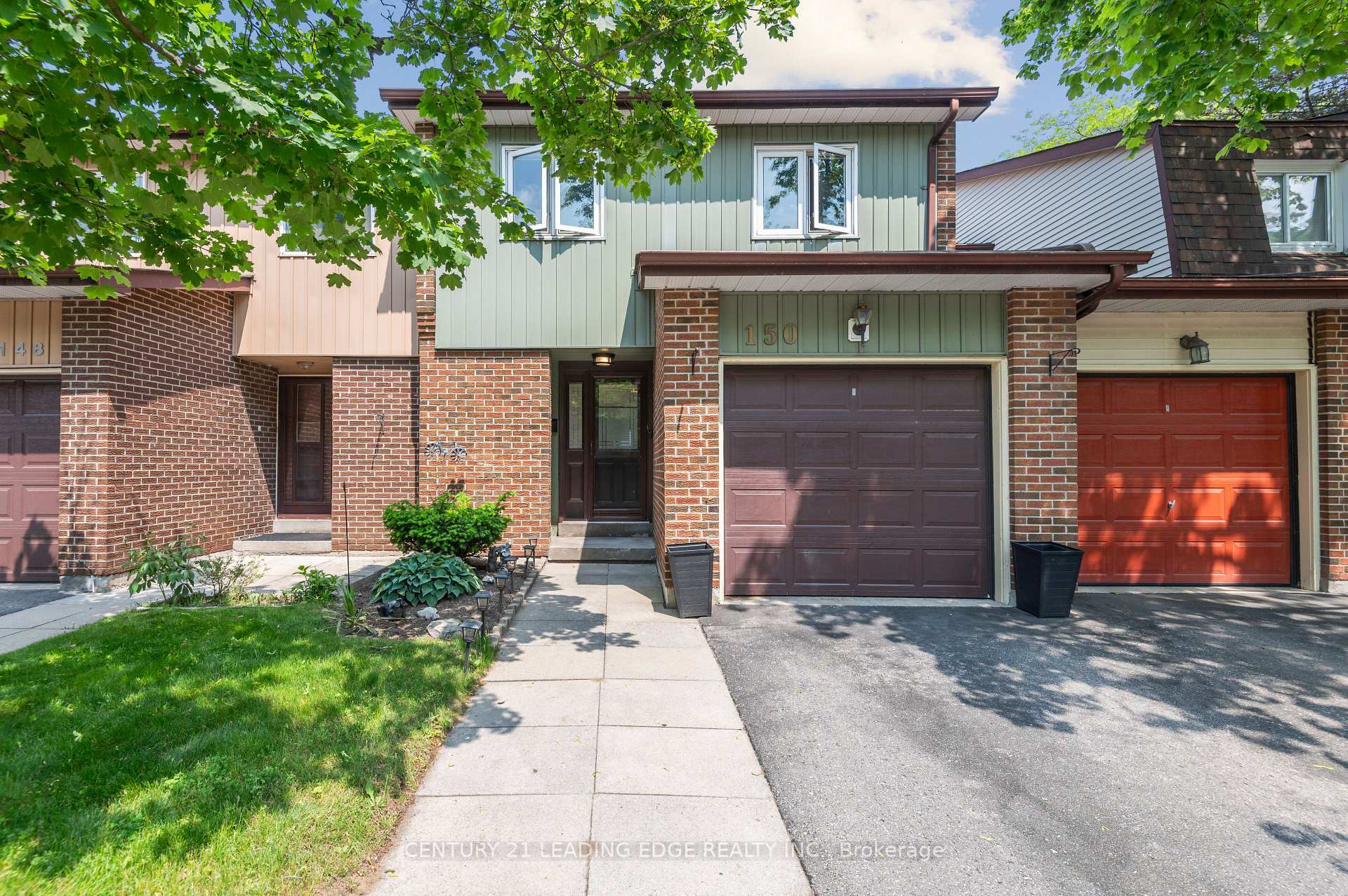 Property Photo: 4662 Kingston Road 150 ON M1E 4Y7