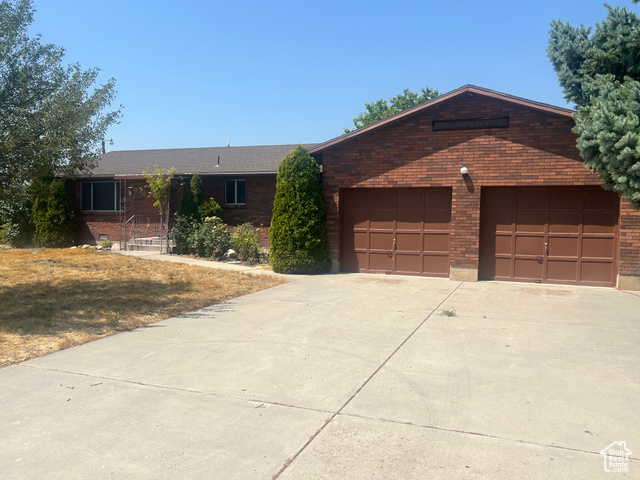 Property Photo: 5884 S 3200 W UT 84660