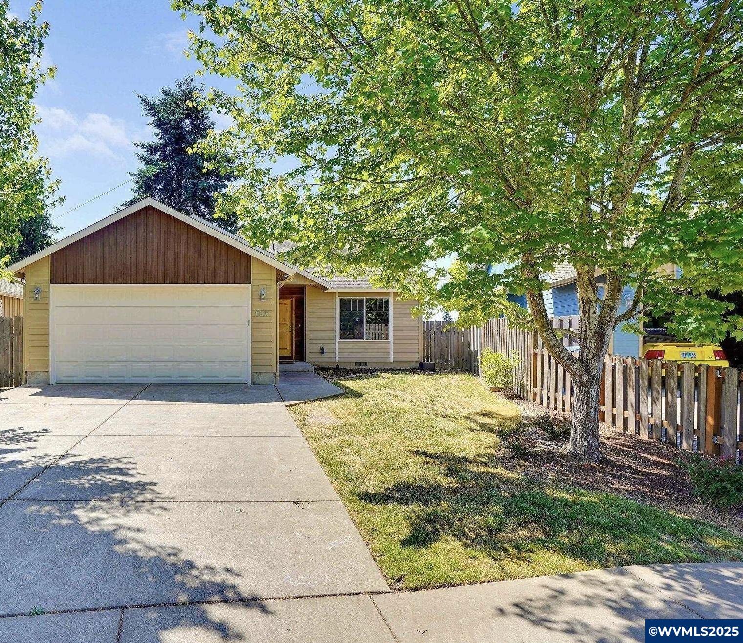 Property Photo:  6619 Craftsman Lp N  OR 97303 