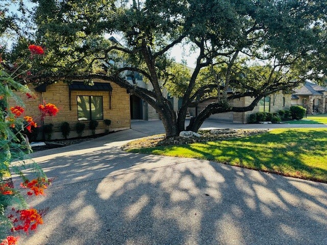 Property Photo: 2753 Springwood Lane TX 78628
