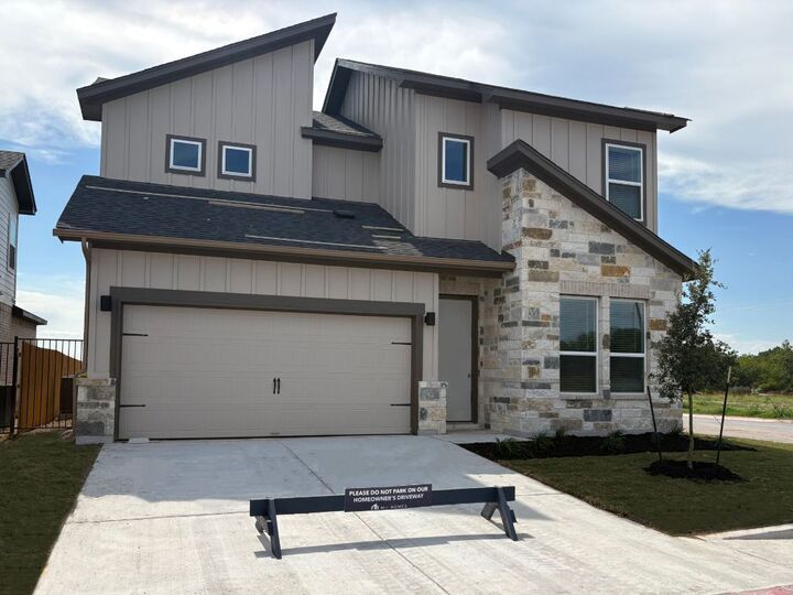 Property Photo:  13102 Geary Drive  TX 78652 