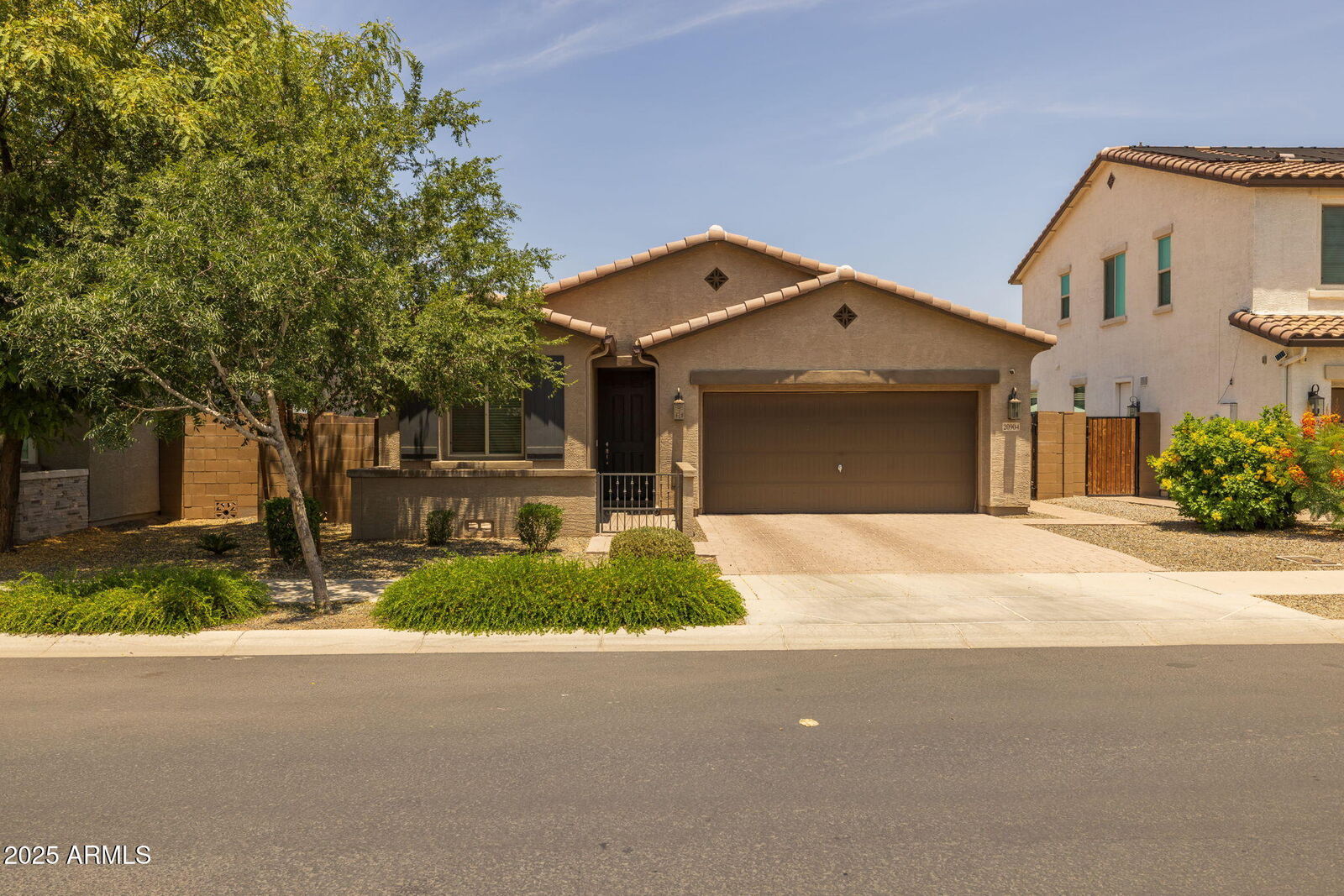Property Photo:  20904 E Swan Drive  AZ 85142 