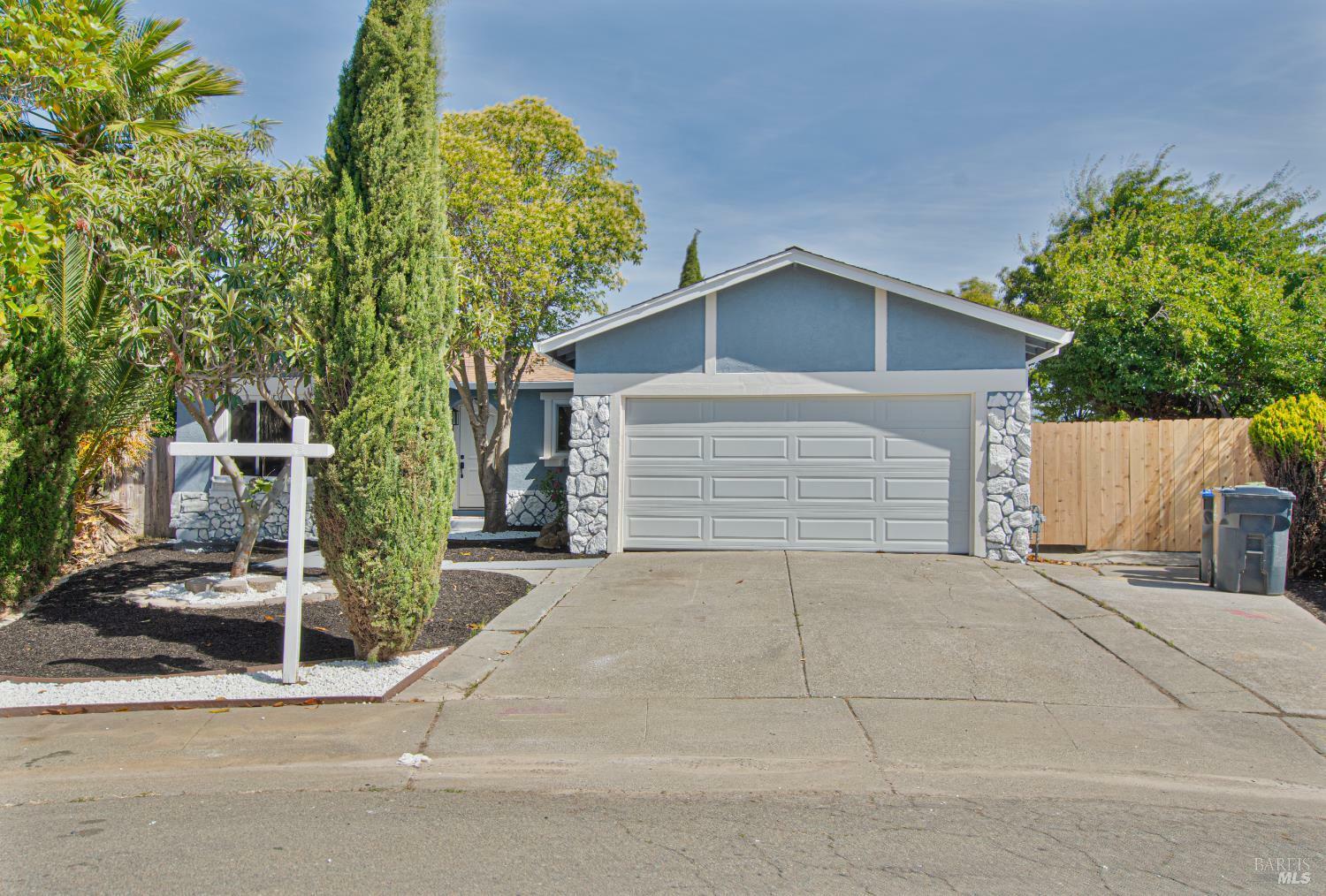 Property Photo: 50 Montego Court CA 94585
