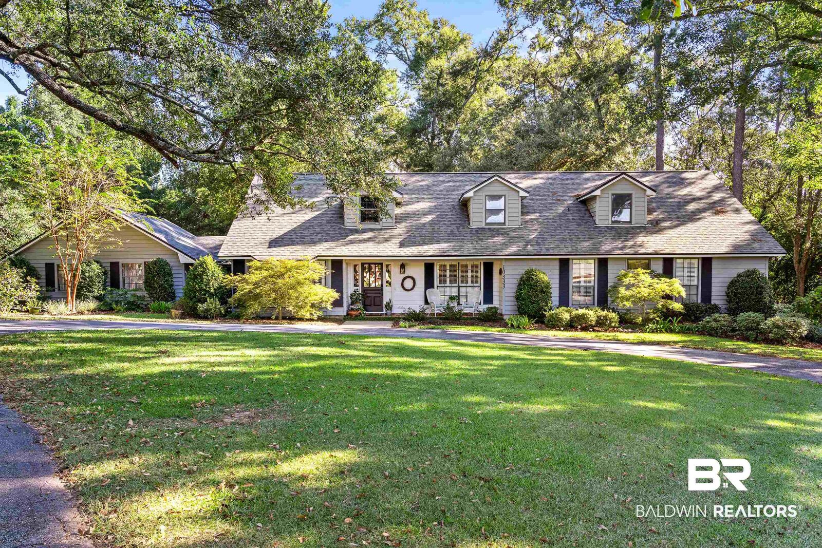 Property Photo: 10333 Plantation Drive AL 36526