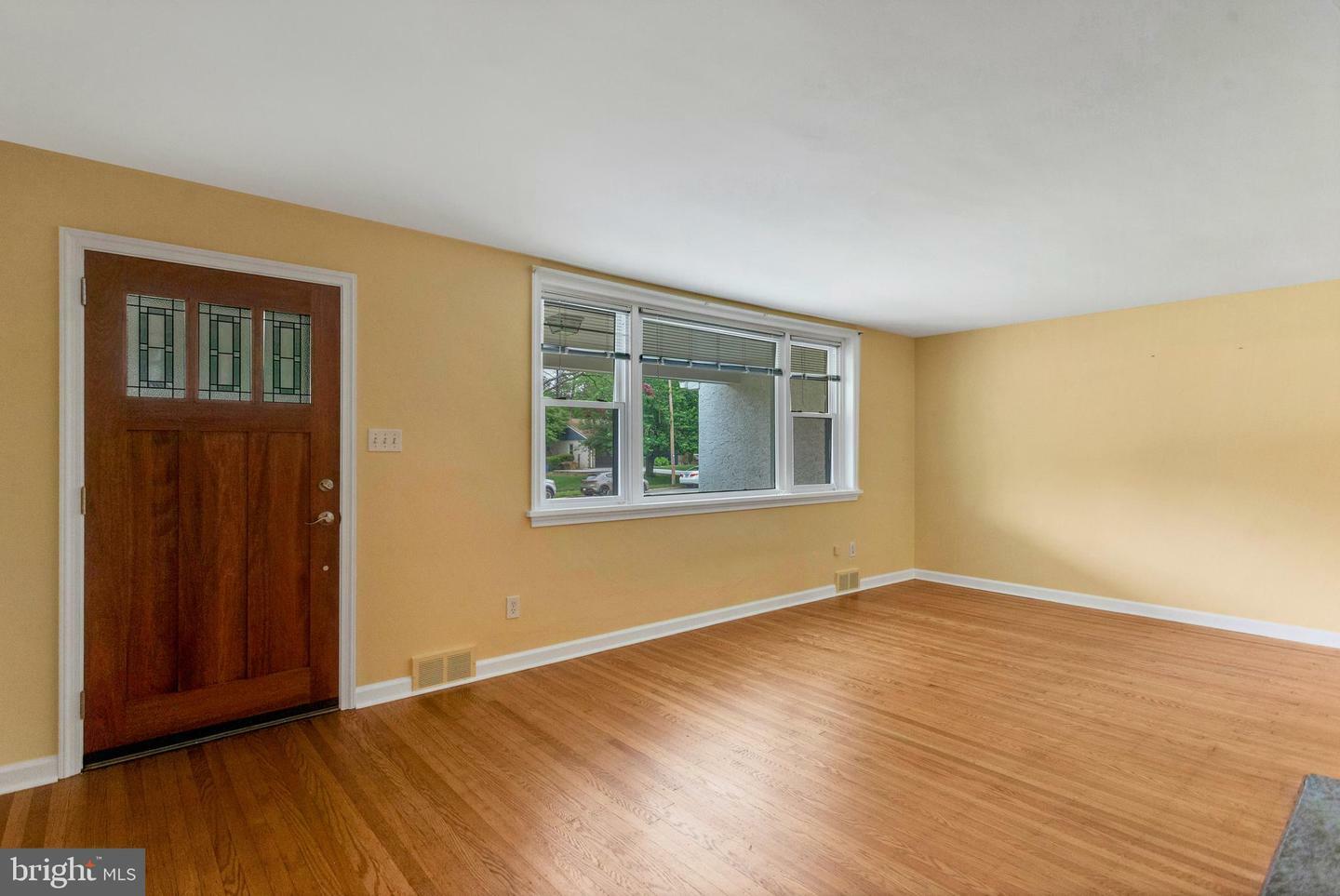Property Photo:  1450 Stephen Road  PA 19046 
