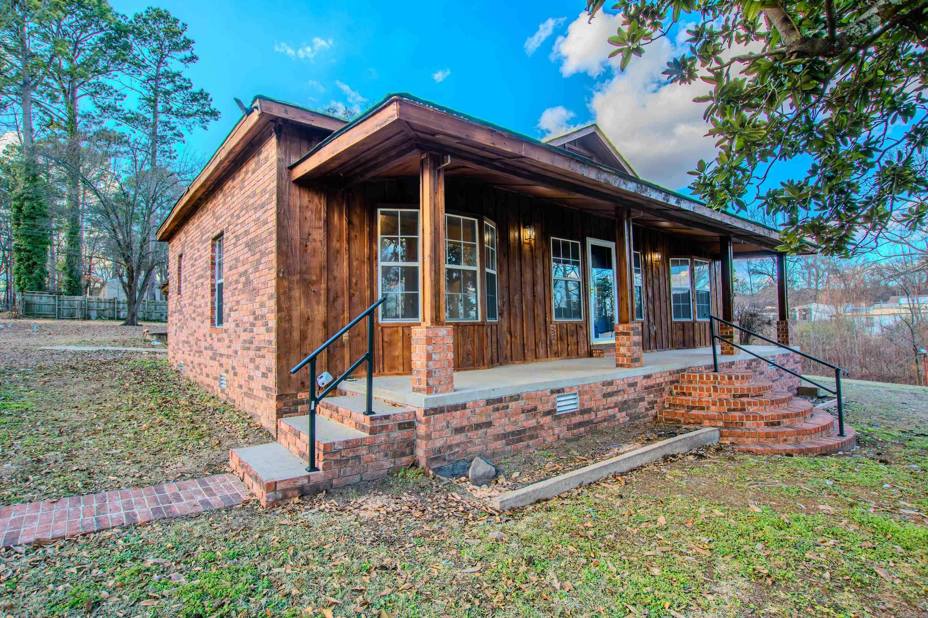 Property Photo: 2923 Whistling Pine AR 72022
