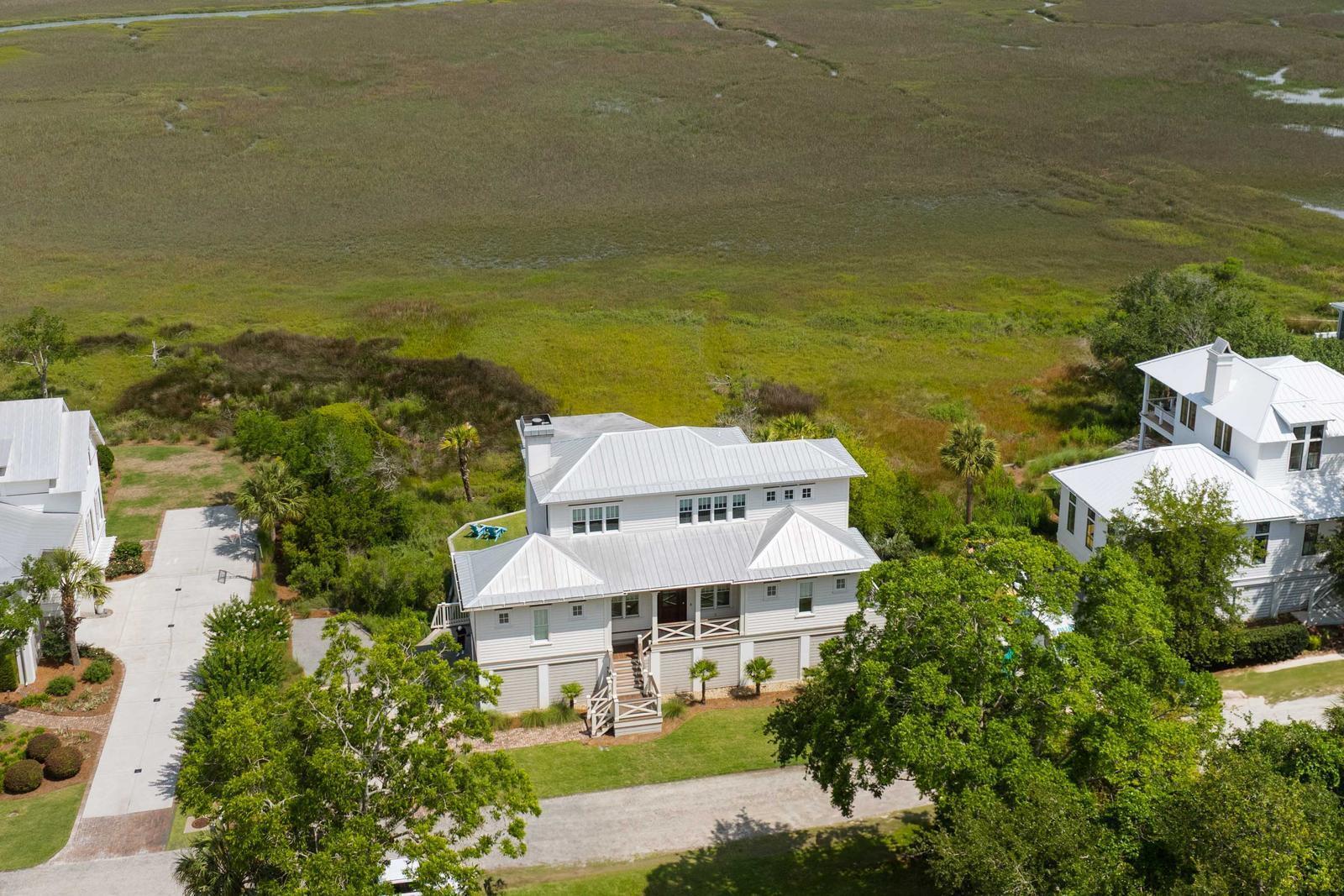 Property Photo:  2618 Raven Drive  SC 29482 
