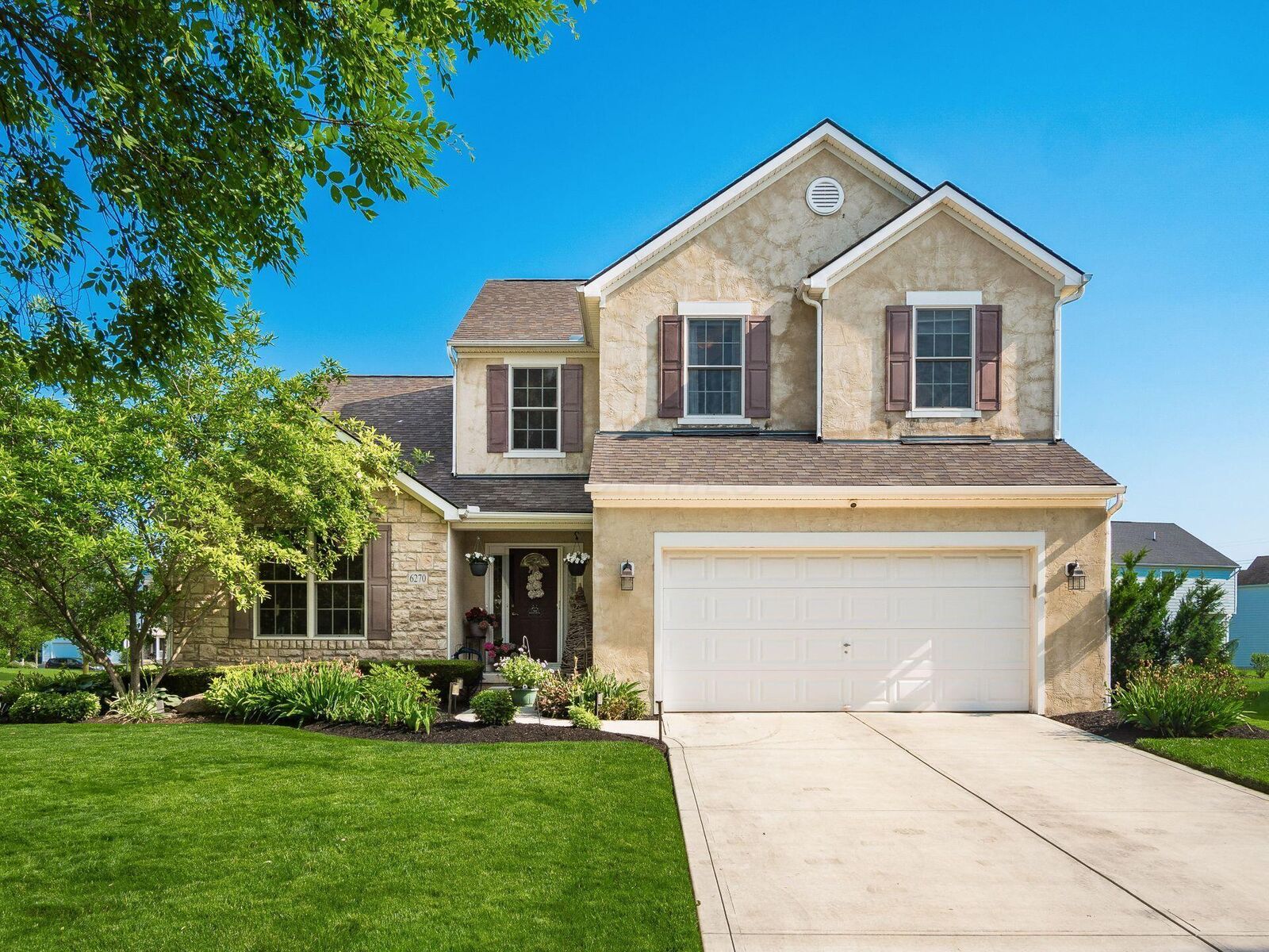 Property Photo: 6270 Acacia Drive OH 43026