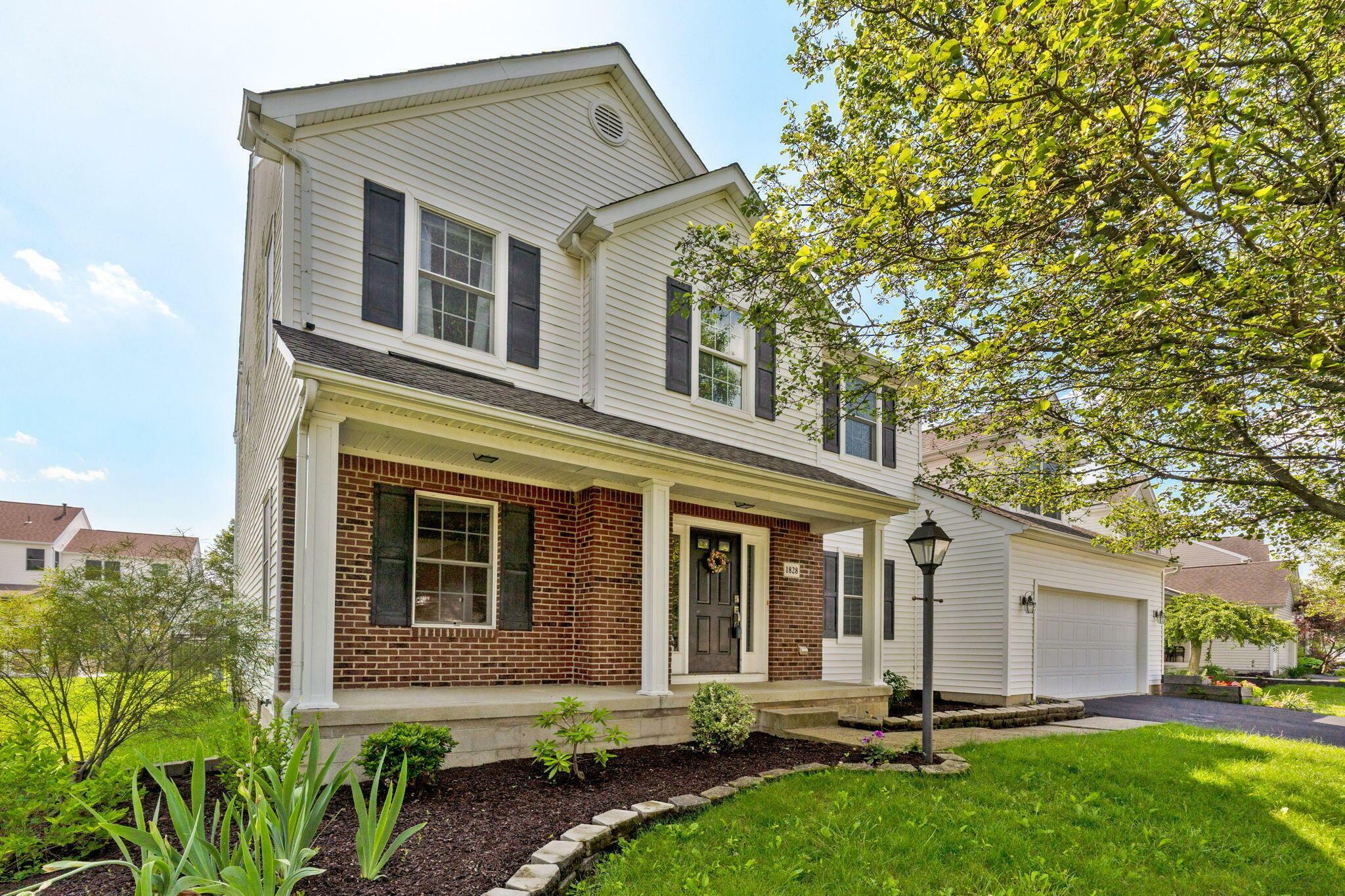 Property Photo: 1828 Chiprock Drive OH 43040