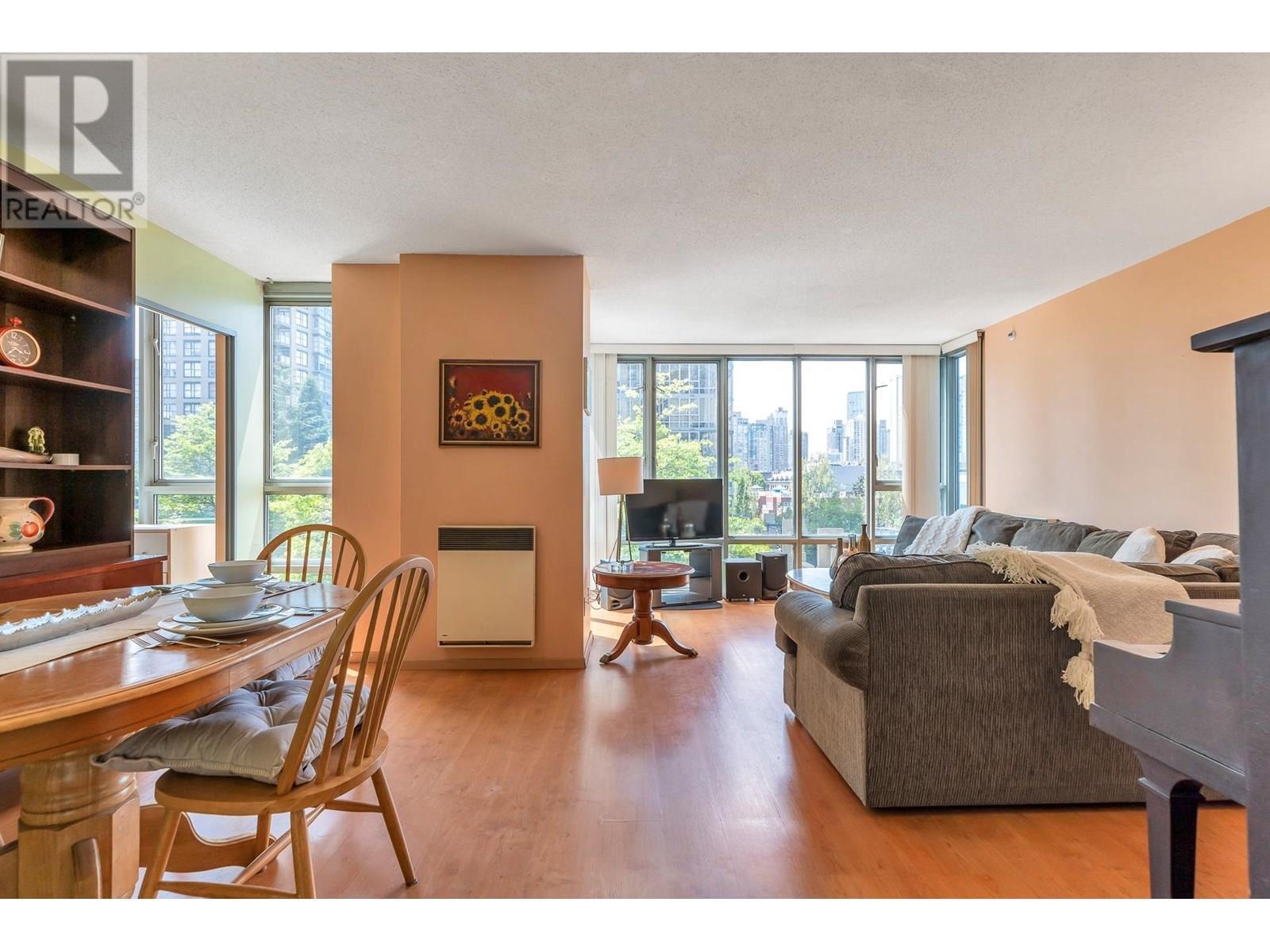 Photo de la propriété: 930 Cambie Street 603 BC V6B 5Y1