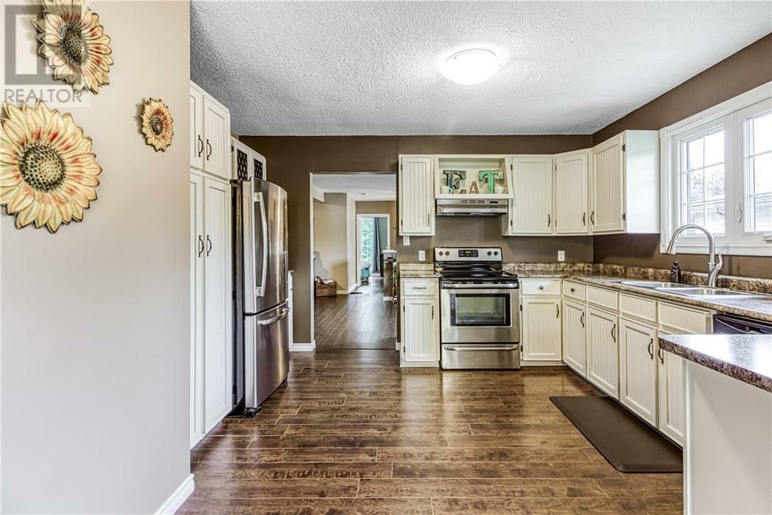 Property Photo: 1651 Dominion Drive ON P3P 1A1
