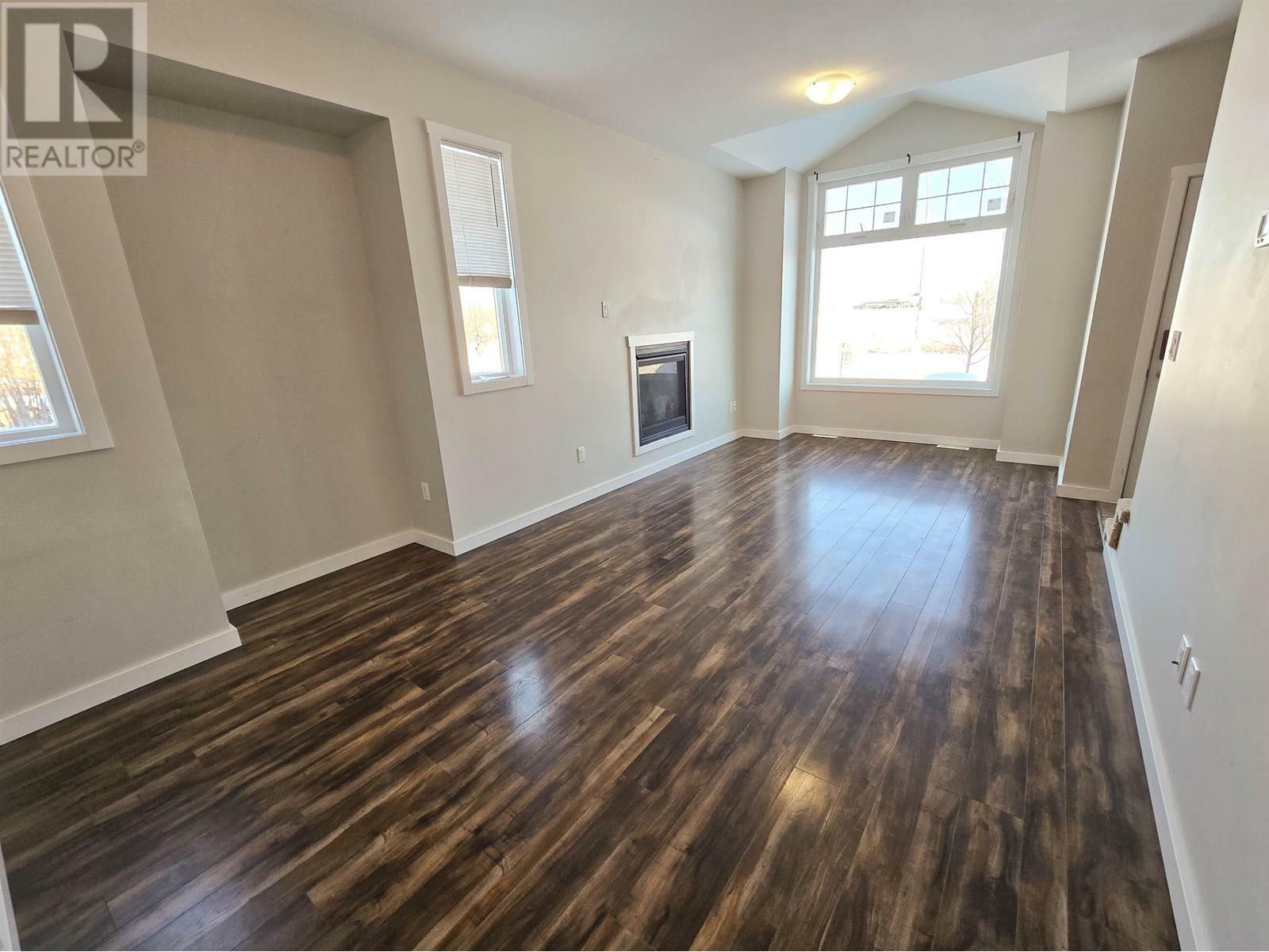 Photo de la propriété: 9026 74 Street BC V1J 0N7