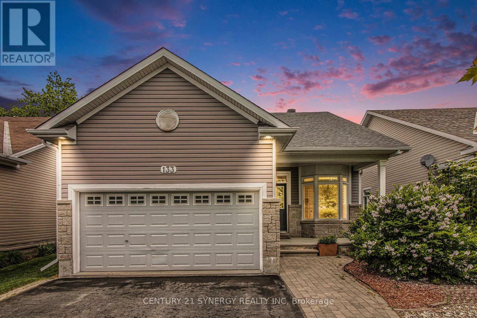 Property Photo: 133 Royal Landing Gate ON K0G 1J0