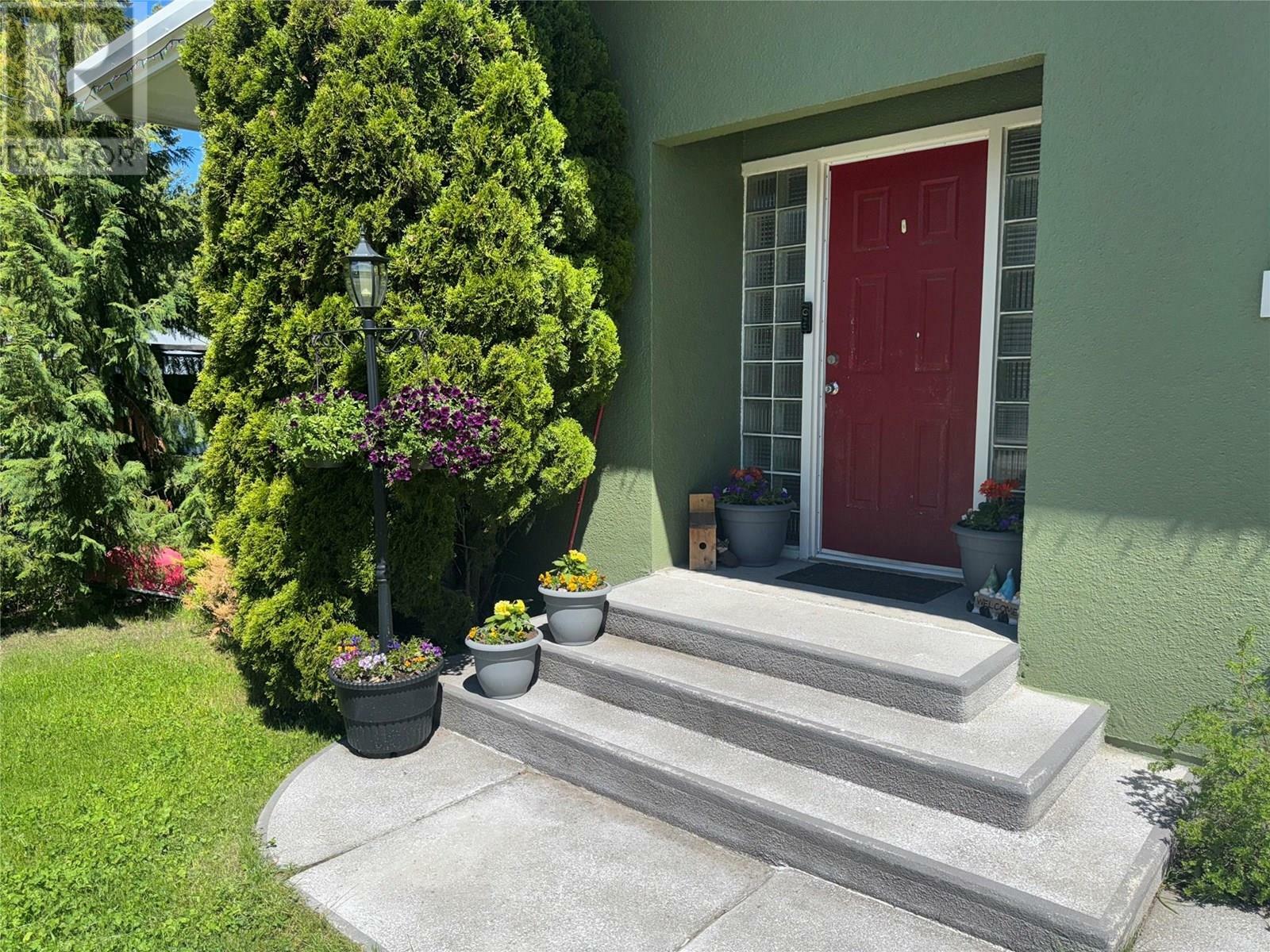 Property Photo: 2124 Butte Street BC V0G 1Y0
