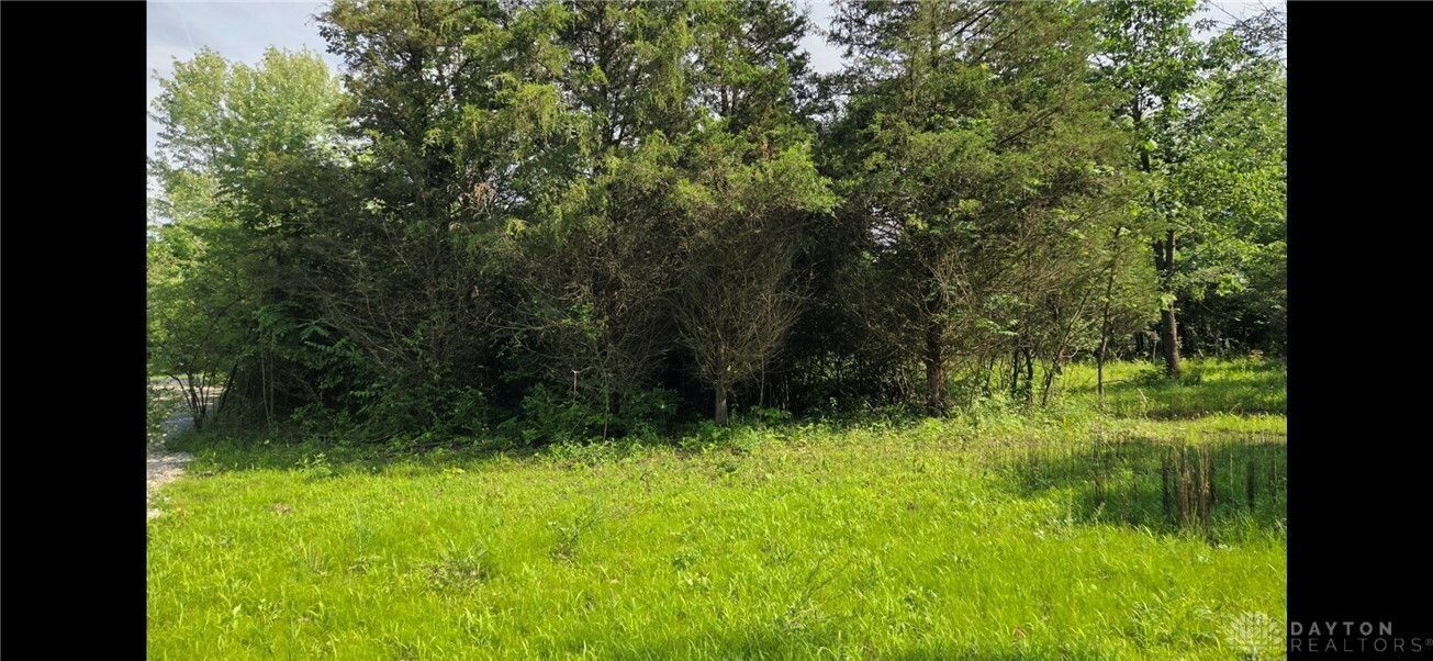Property Photo:  5001 Sherfield Drive  OH 45426 