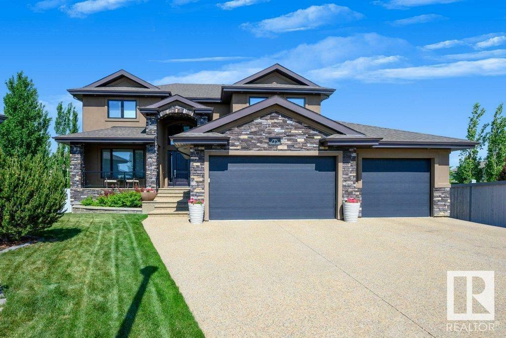 Property Photo: 7 Lacroix Close AB T8N 4G8