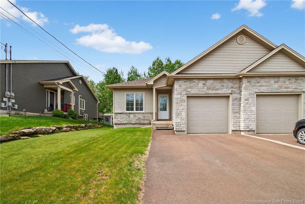 209 Erinvale Drive  Moncton NB E1A 5S8 photo