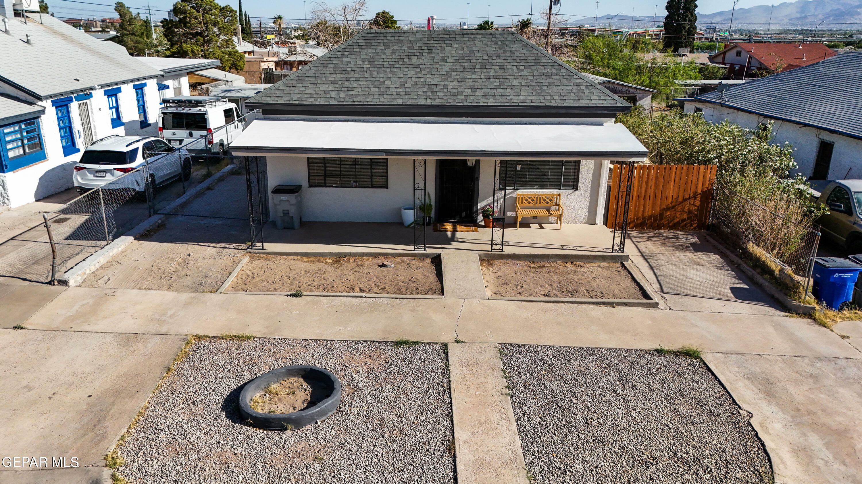 Property Photo: 4312 Clifton Avenue TX 79903