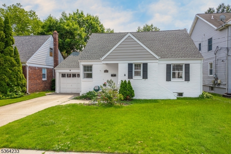 Property Photo: 43 Peek St NJ 07662