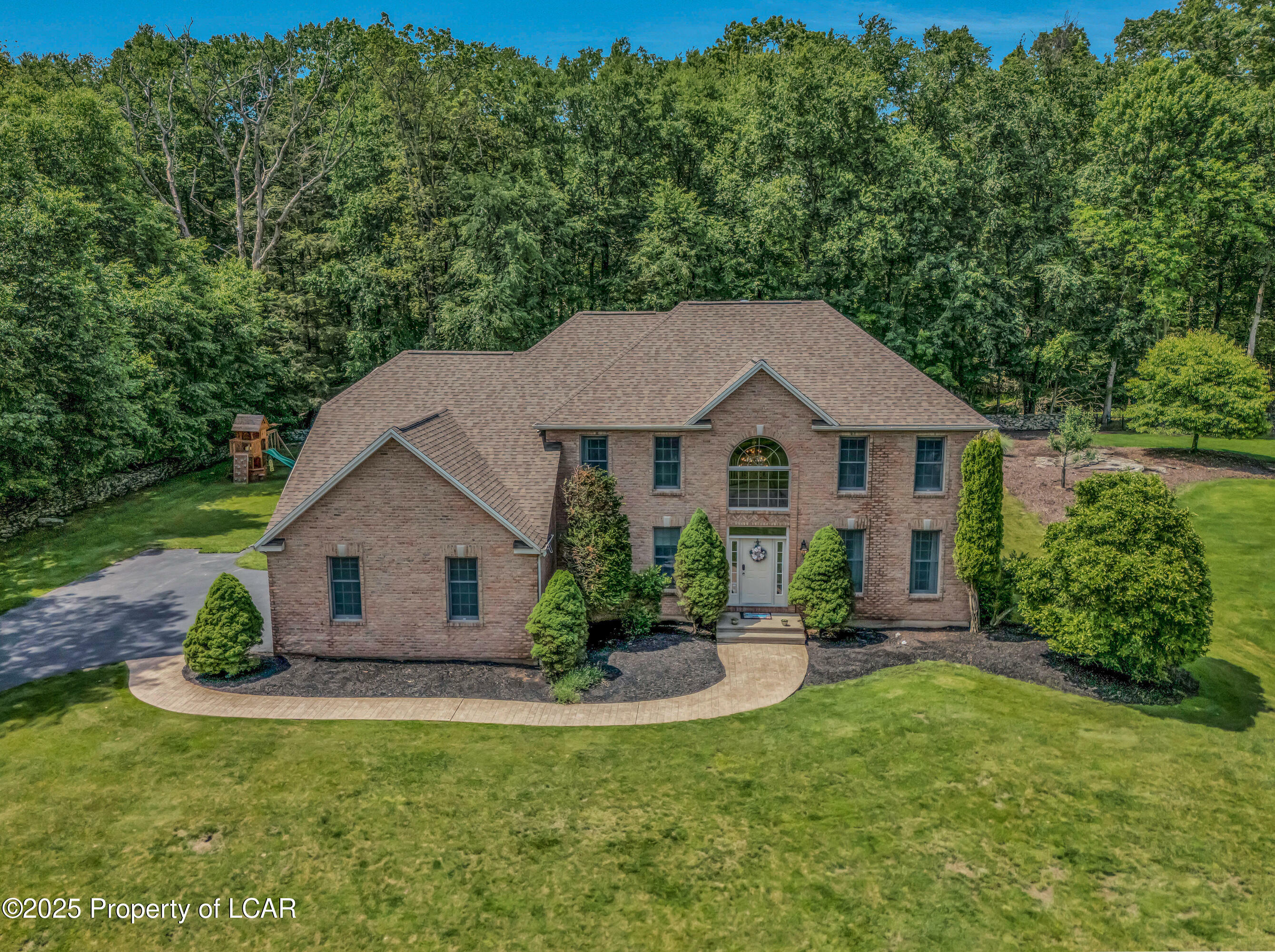 46 White Tail Drive  Dallas PA 18612 photo