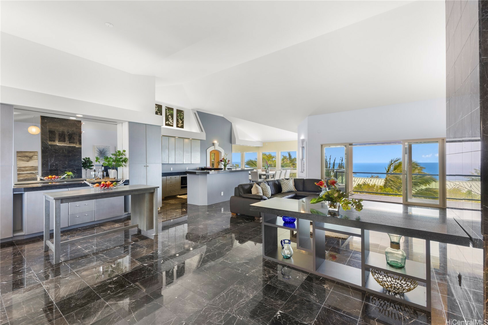 Property Photo: 855 Ikena Circle HI 96821