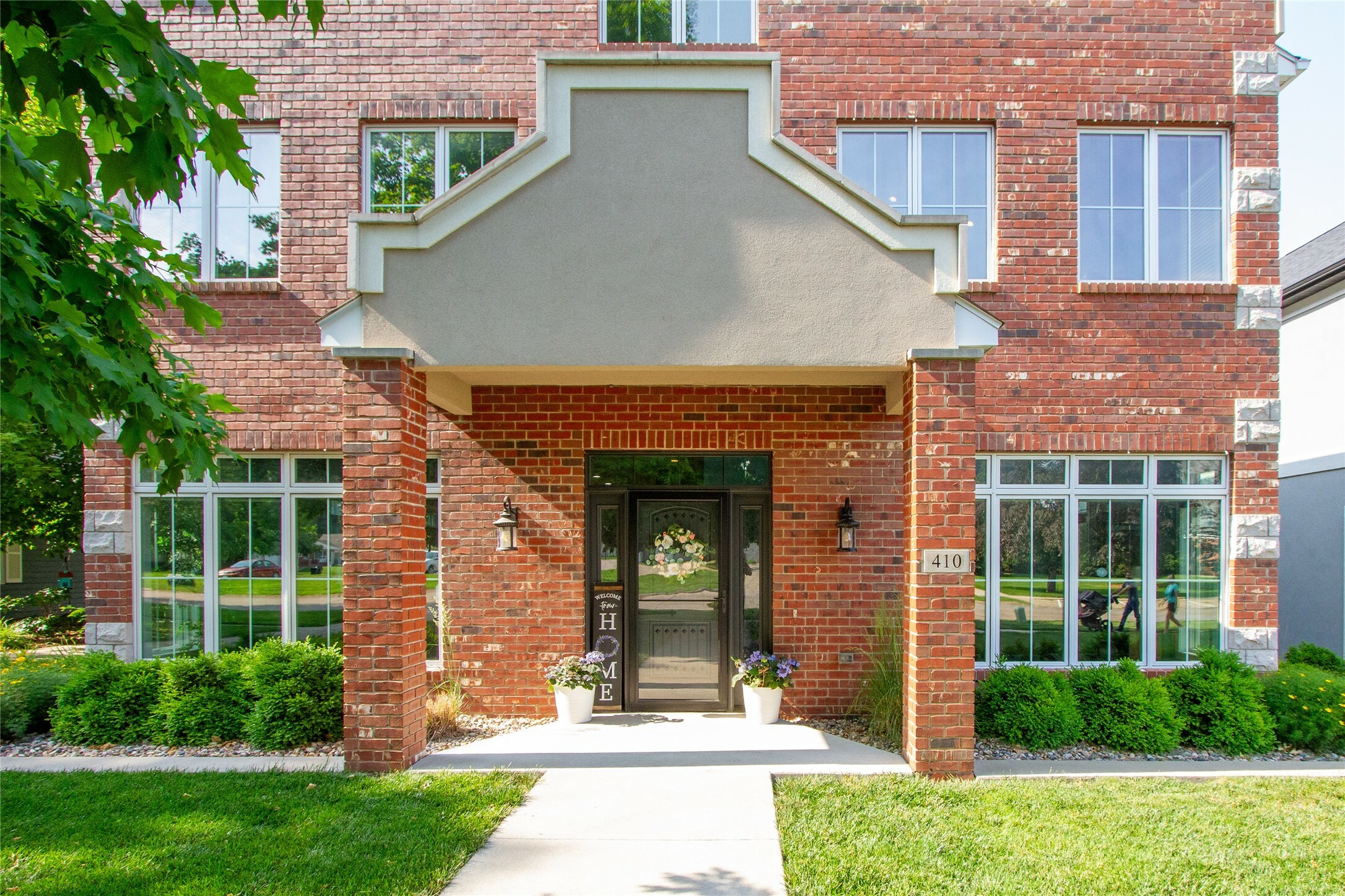 Property Photo: 410 Franklin Street IA 50219