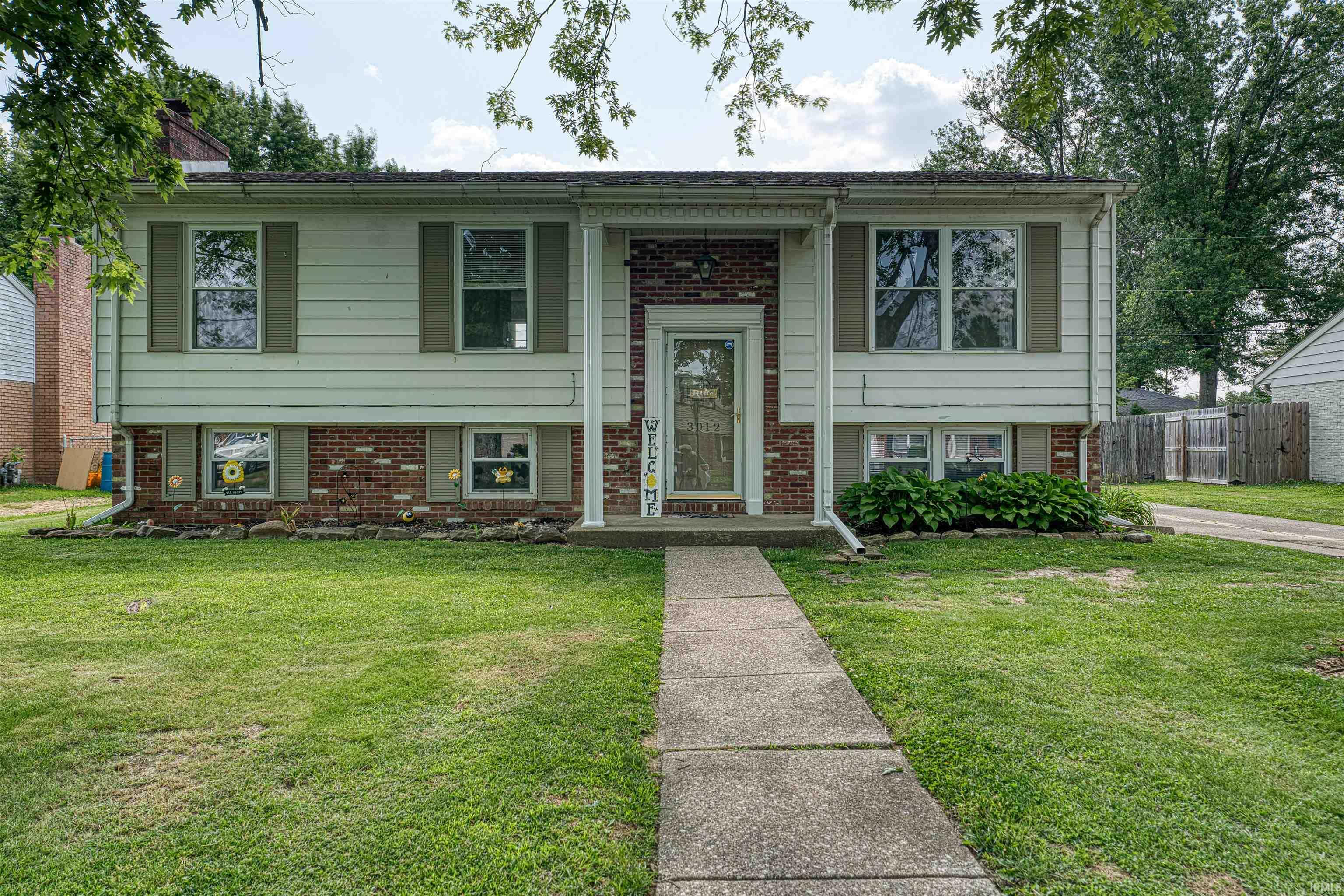 3012 Saratoga Drive  Evansville IN 47715 photo