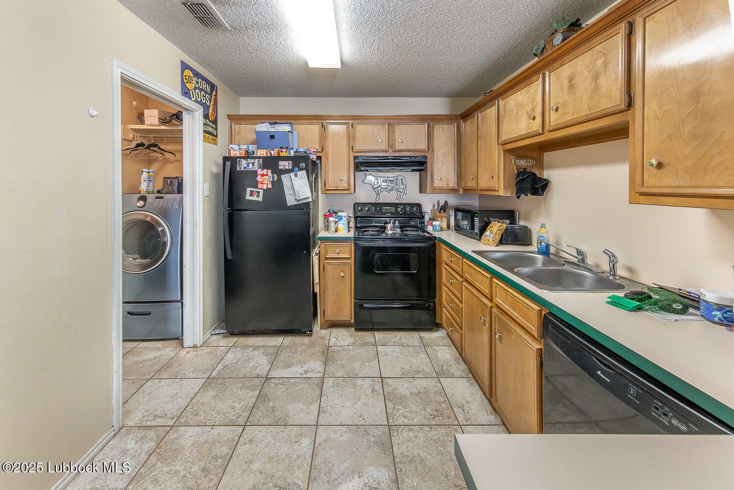 Property Photo: 734 9th Street TX 79382