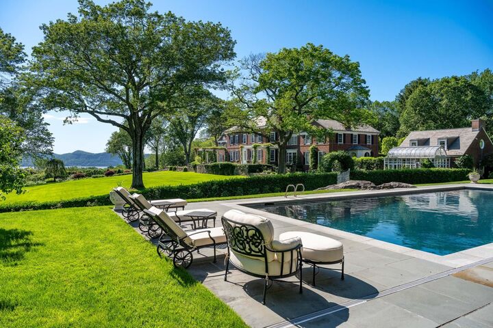 Property Photo: 842 Sleepy Hollow Road NY 10510