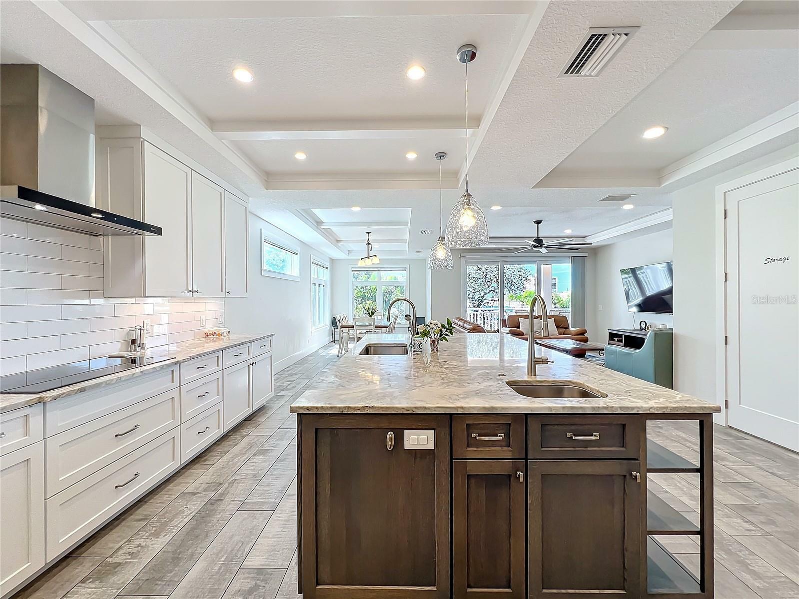 Property Photo: 1204 Derby Lane FL 34242