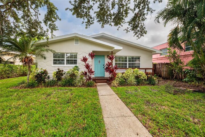 121 28th Avenue N  St Petersburg FL 33704 photo