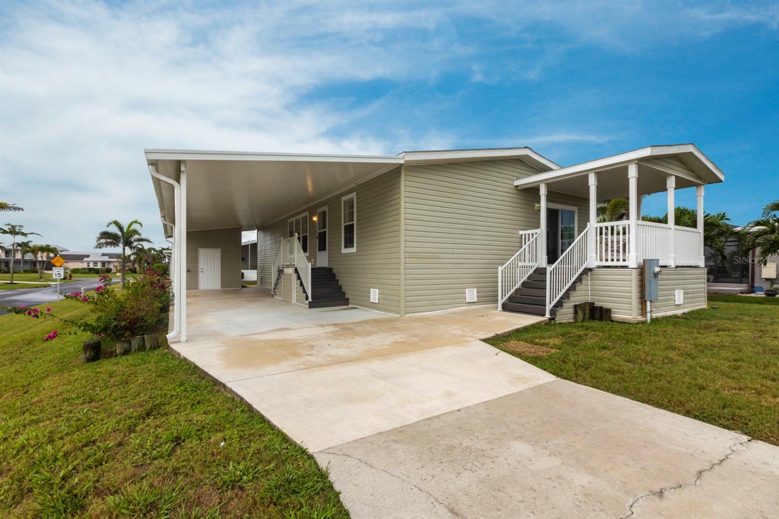 Property Photo: 4350 Deltona Drive FL 33950