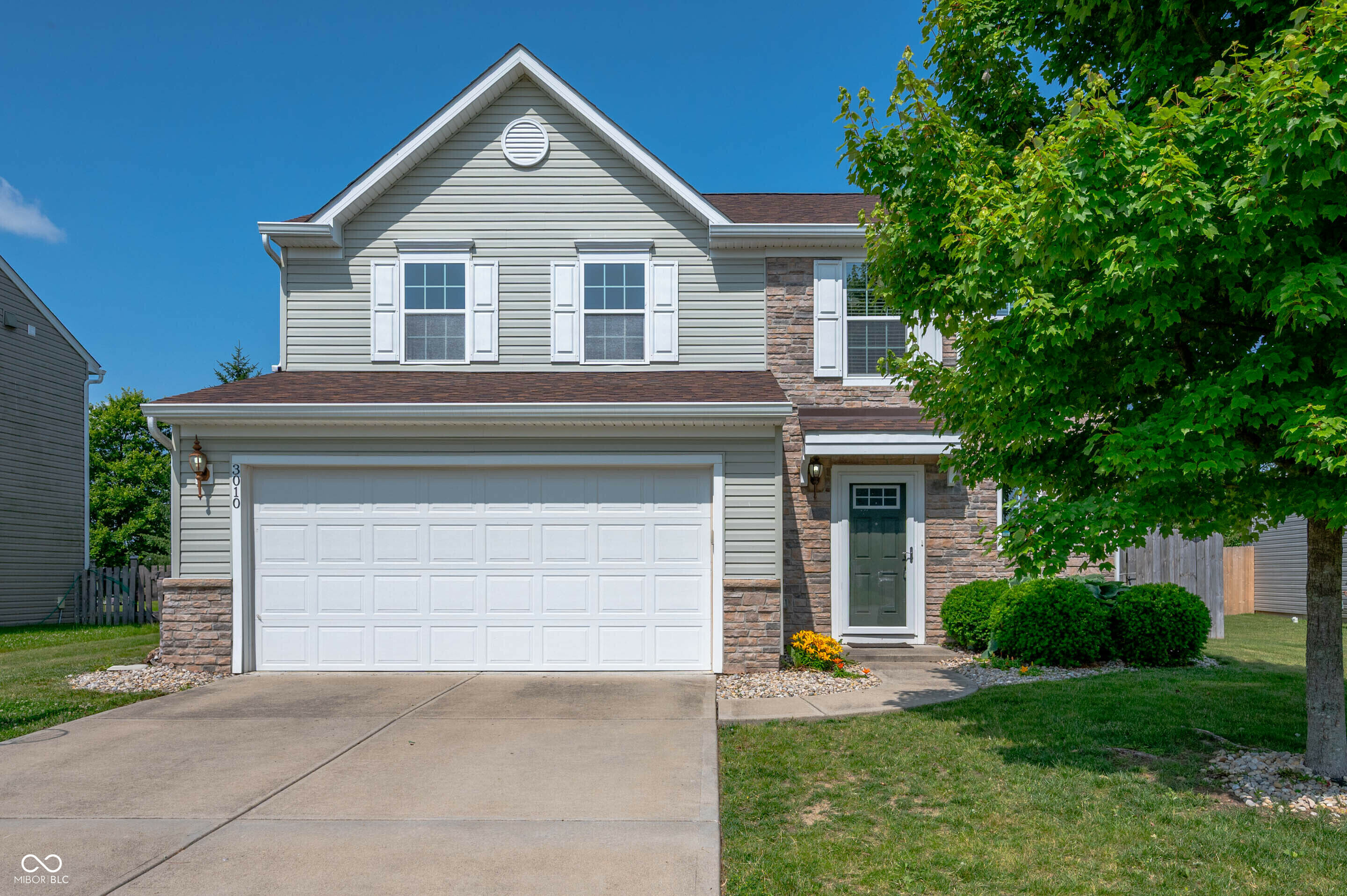 Property Photo: 3010 Underwood Court IN 46184