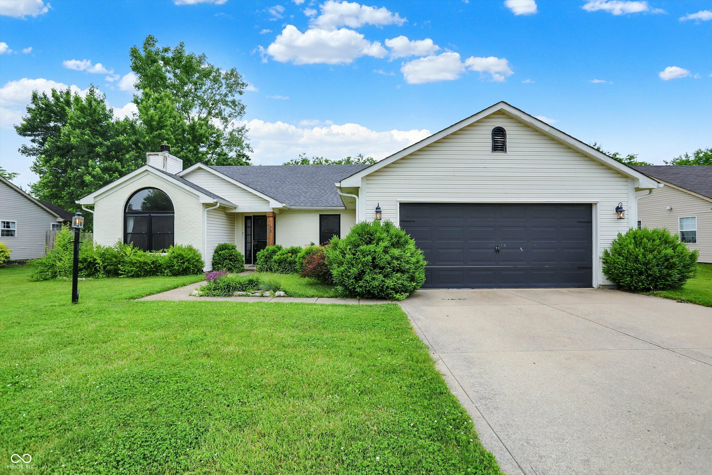 Property Photo: 572 Quail Ridge Drive IN 46074