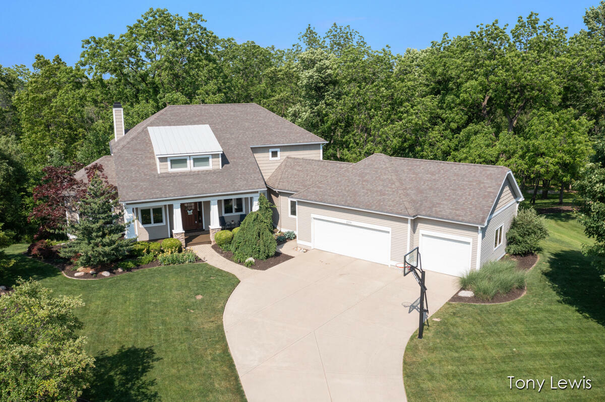 Property Photo: 2331 Deer Trail Drive NE MI 49505