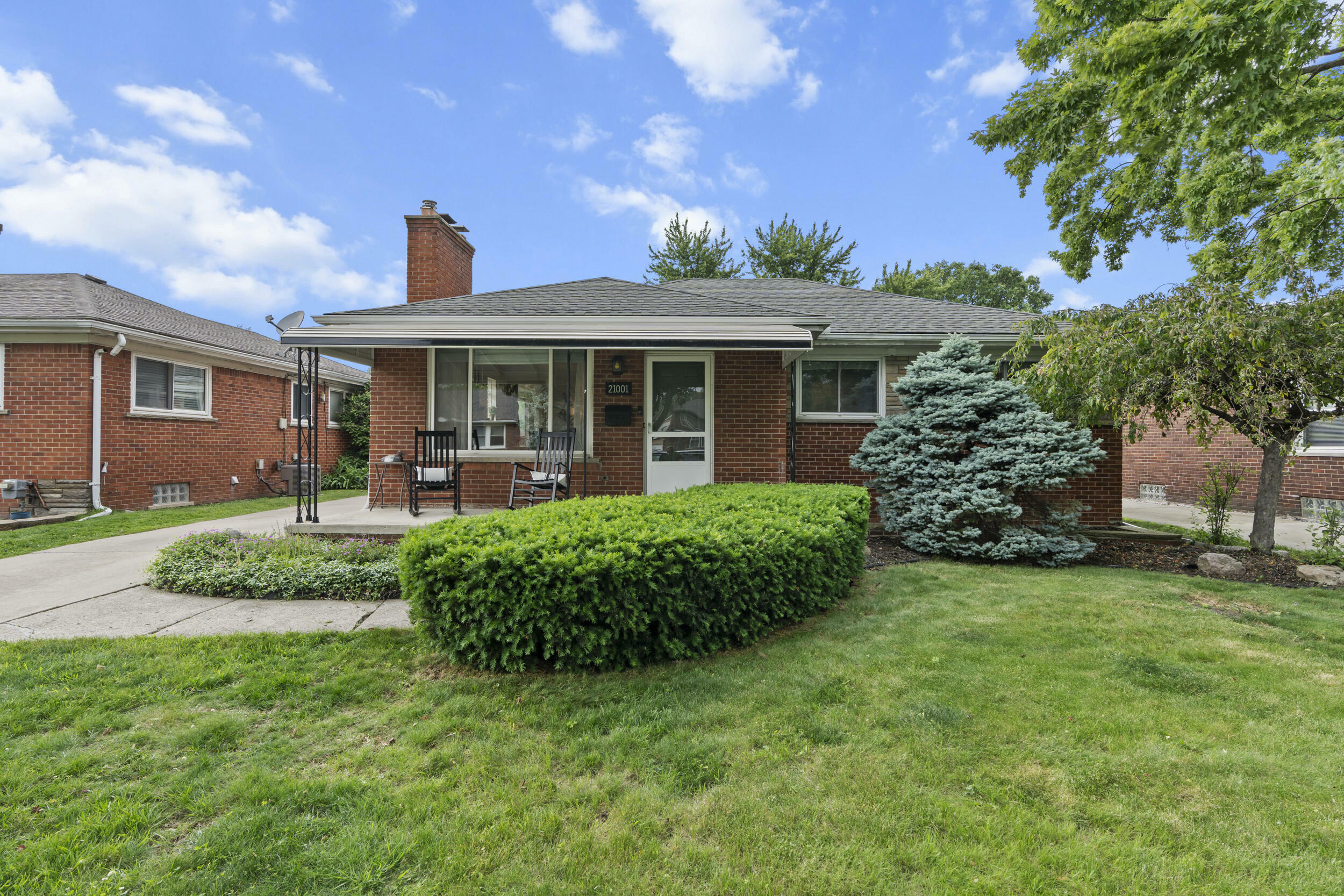 21001 Ardmore Park Drive  Saint Clair Shores MI 48081 photo