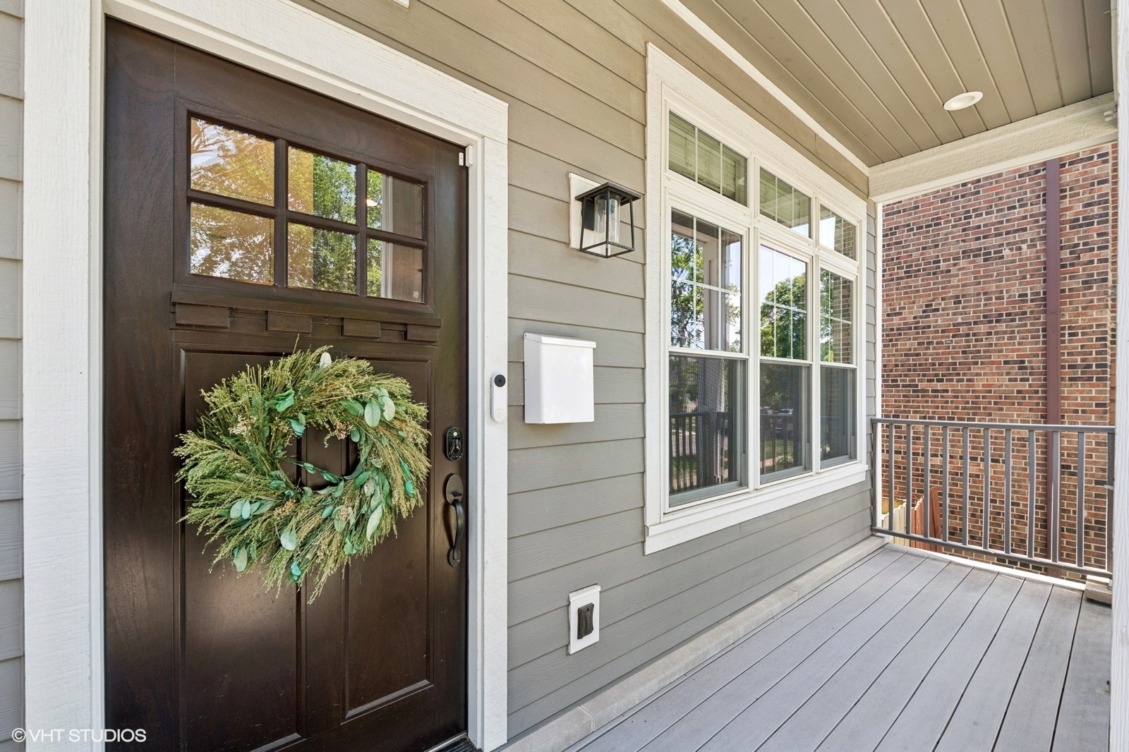 Property Photo:  6737 N Oxford Avenue  IL 60631 