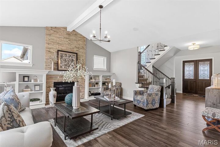 Property Photo: 1 Kingston Chateau De Fond Du Lac MO 63367