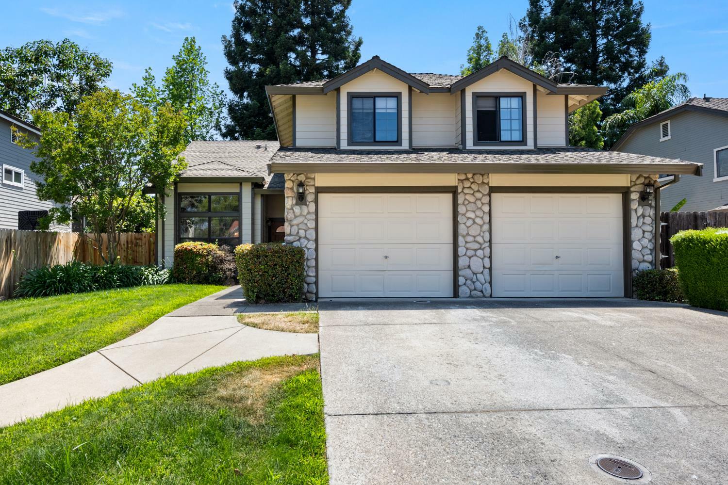136 Chesterfield Way  Folsom CA 95630 photo