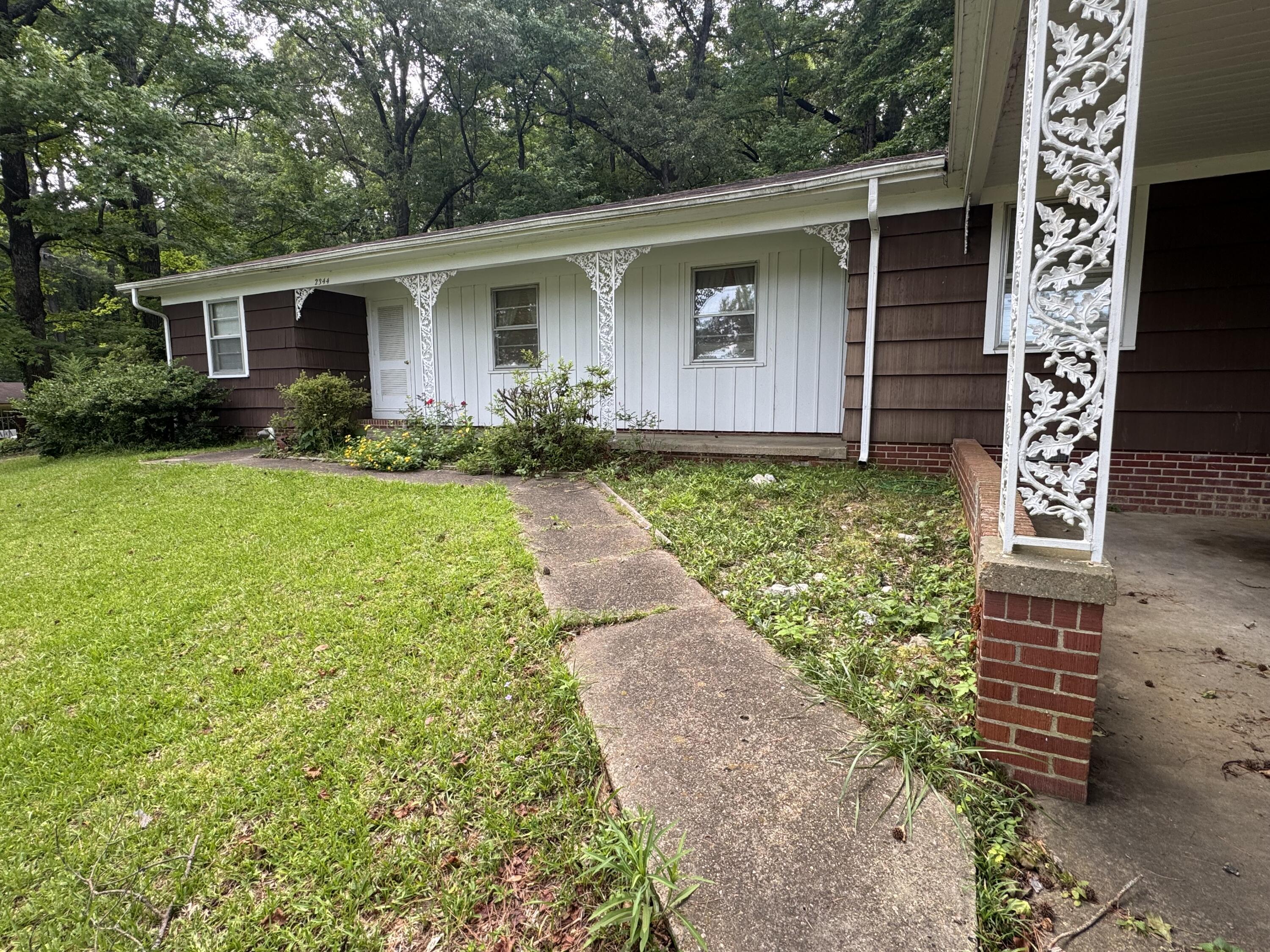 Property Photo: 2344 Main St. MS 38804